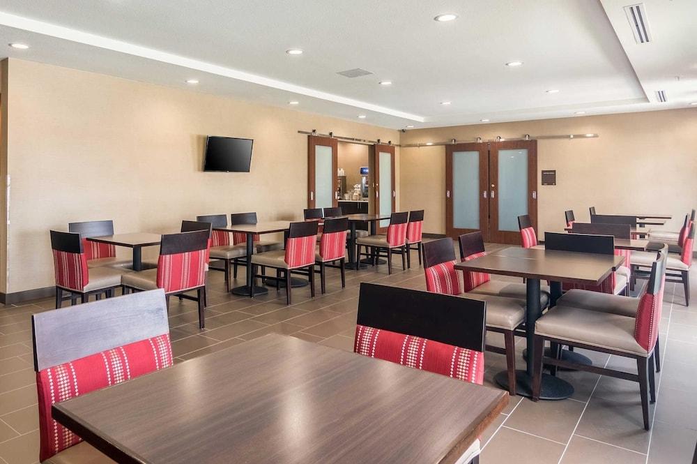 Comfort Suites Fairgrounds West Oklahoma City Exteriér fotografie